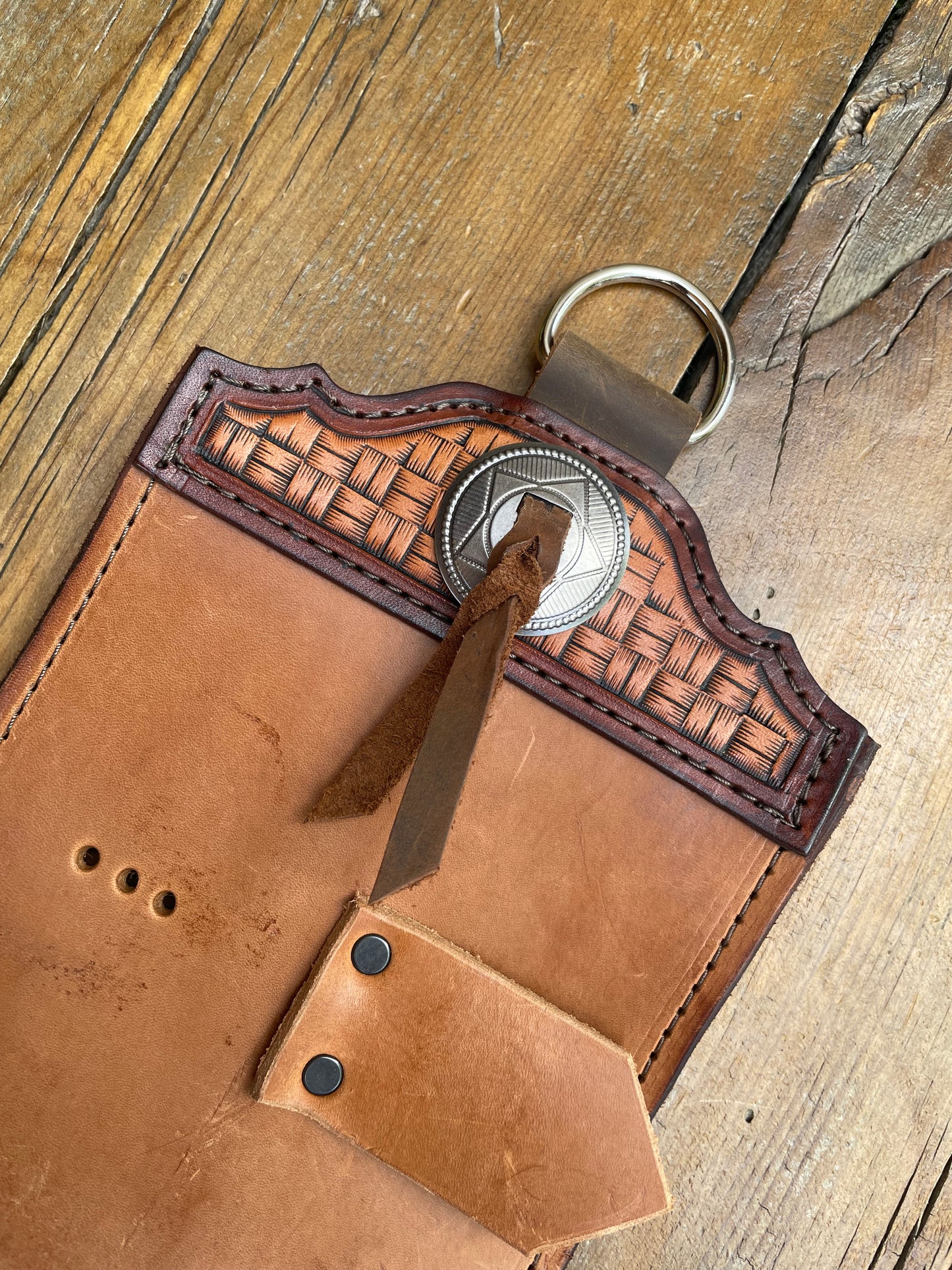 Buckle holder brown