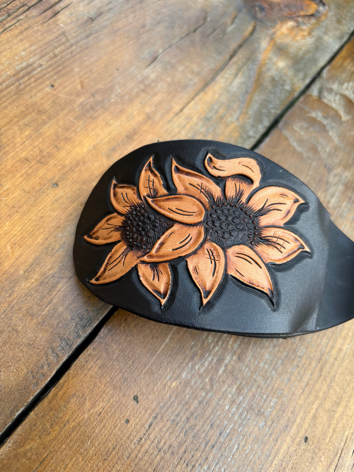 Oval hair clip black