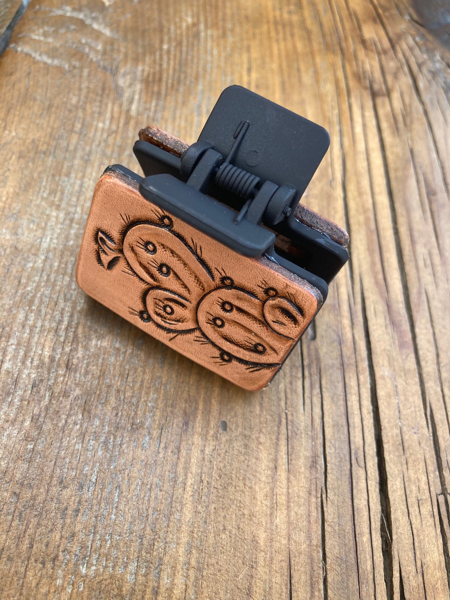 2” Hair clip/Claw cactus/natural