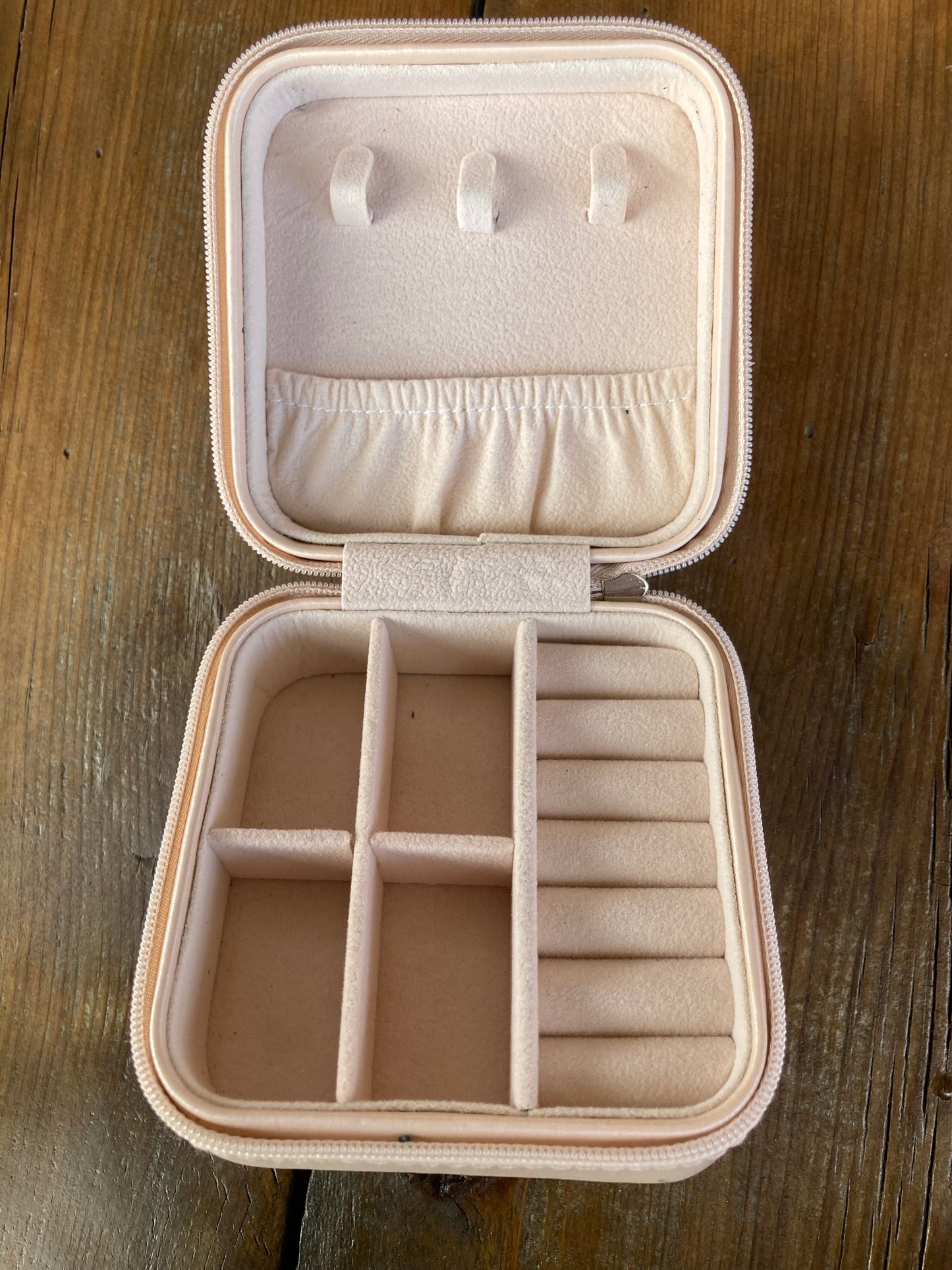 Mini Travel Jewelry Box pink