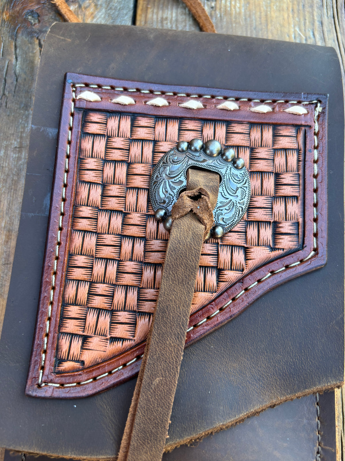 Saddle Pouch cell phone holder