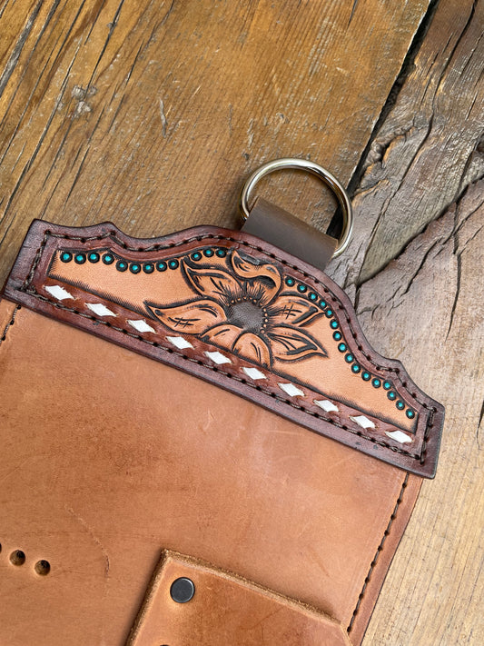 Buckle holder with sunflowers