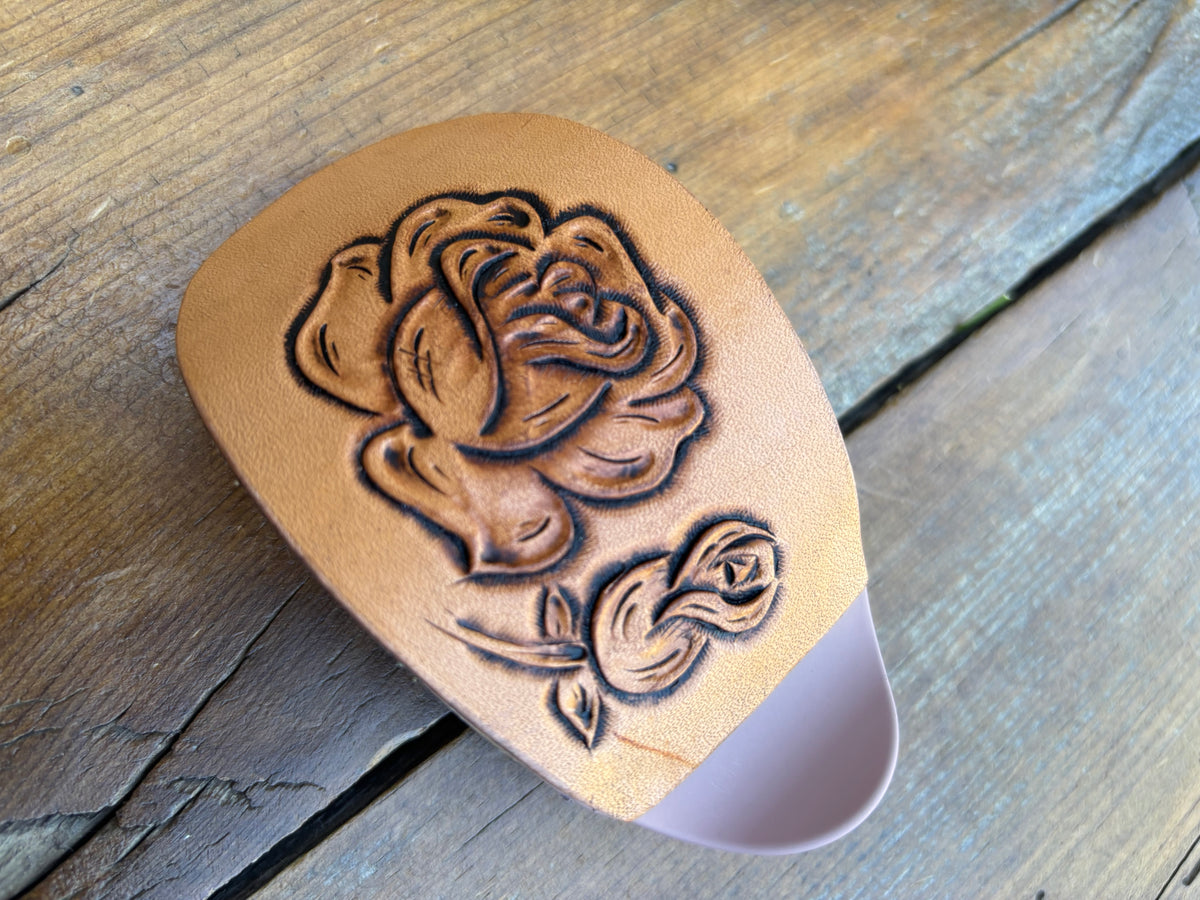Oval claw clip rose