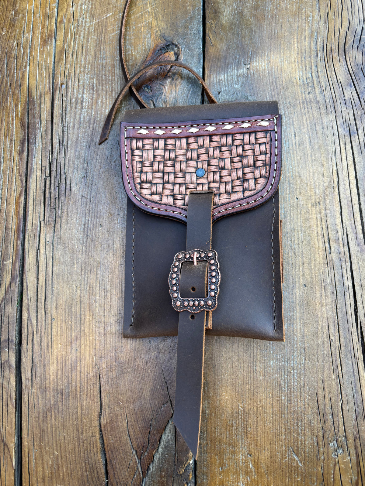 Saddle Pouch cell phone holder