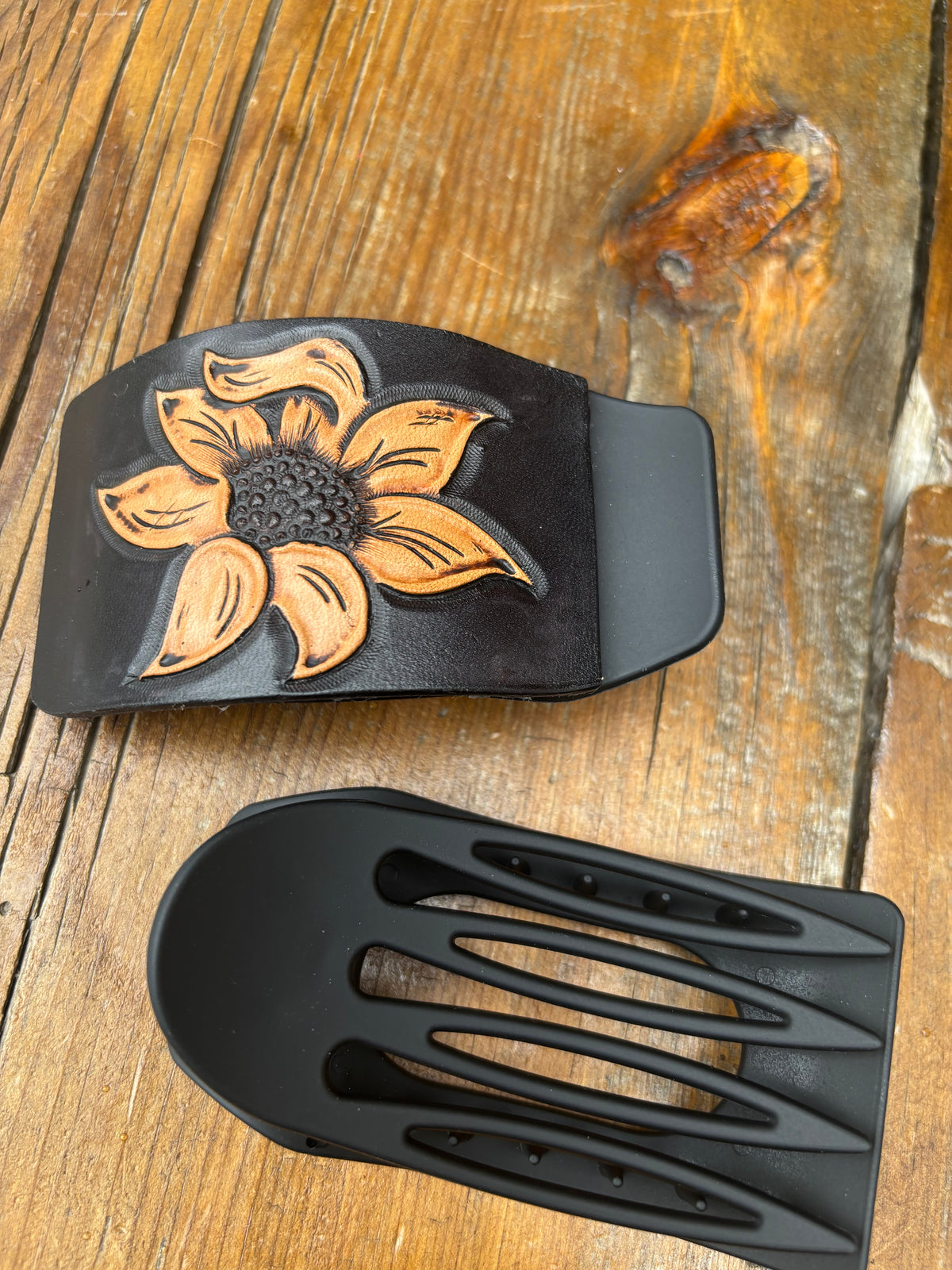 Rectangle claw clip black background 1 flower