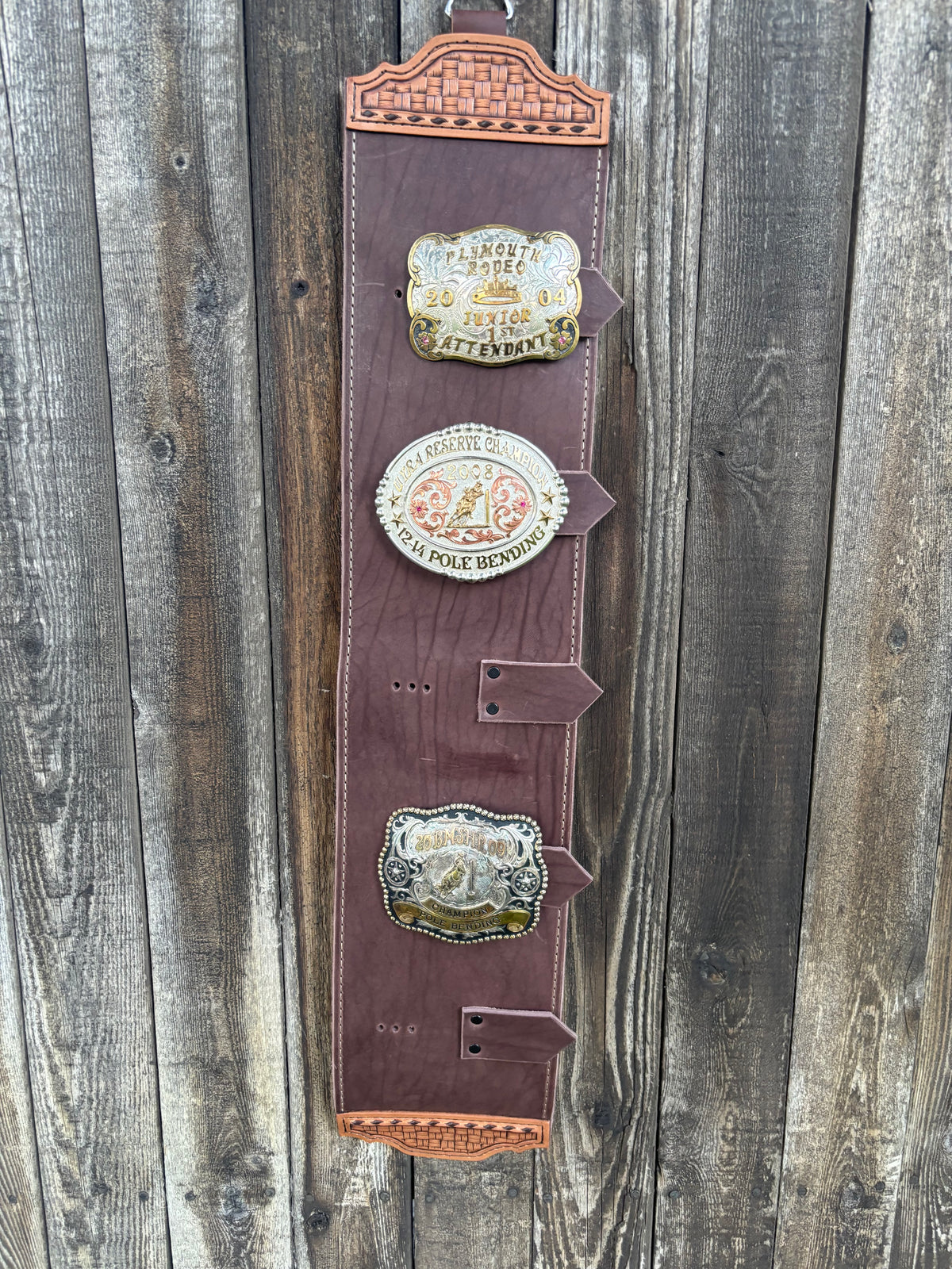 Buckle holder dark brown 5 spots