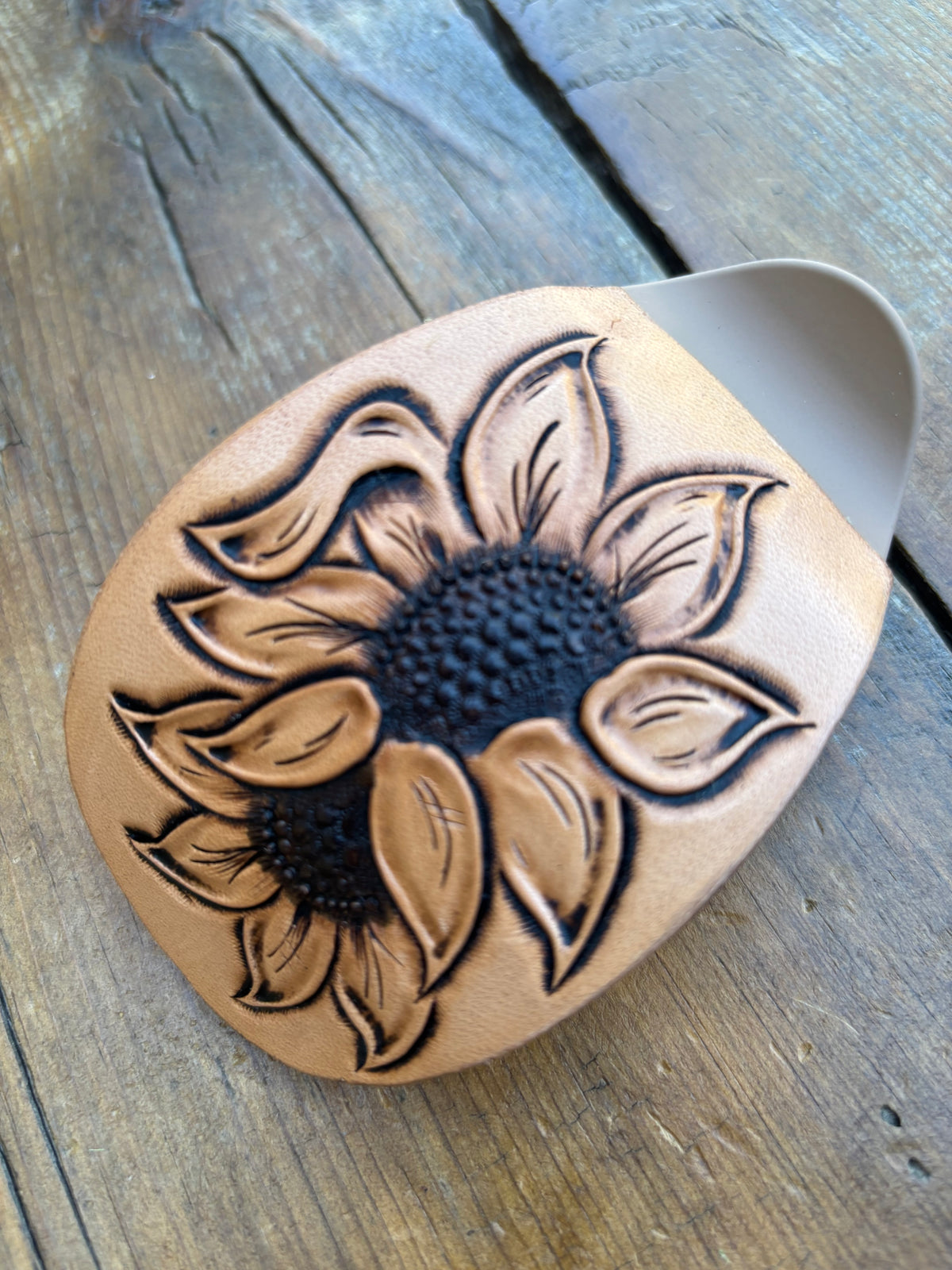 Oval claw clip 2 sunflowers
