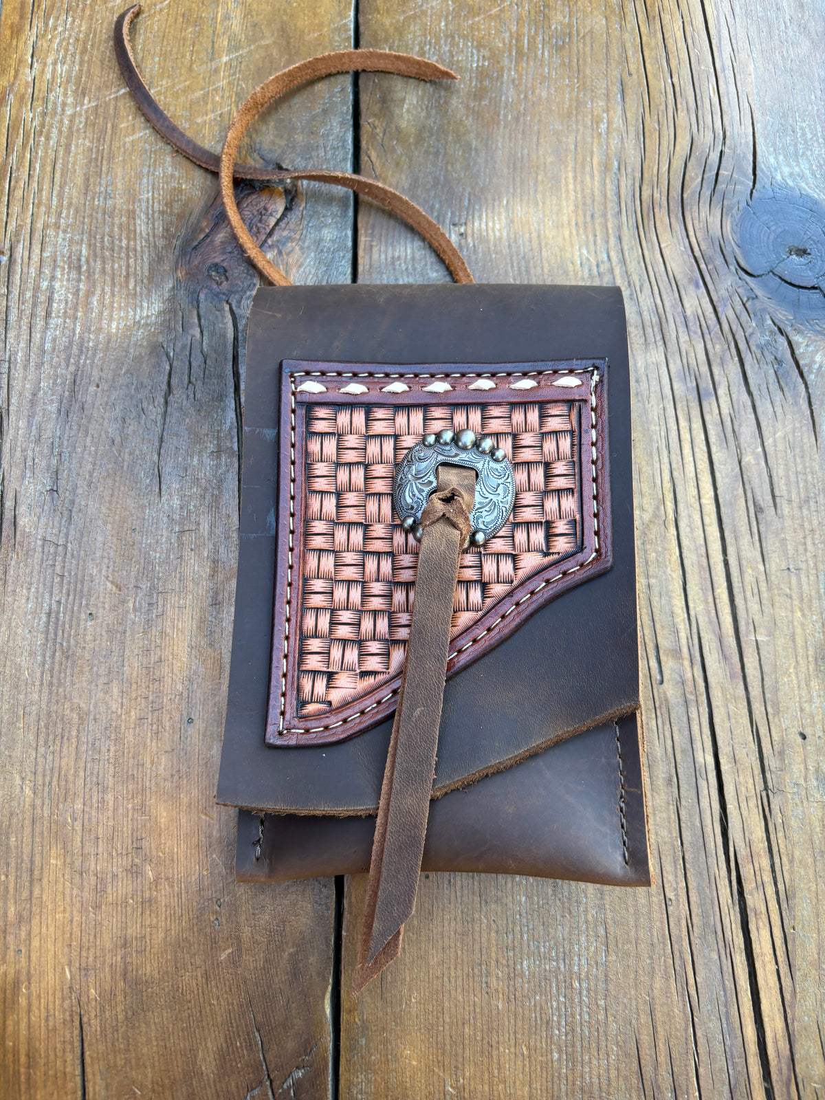 Saddle Pouch cell phone holder