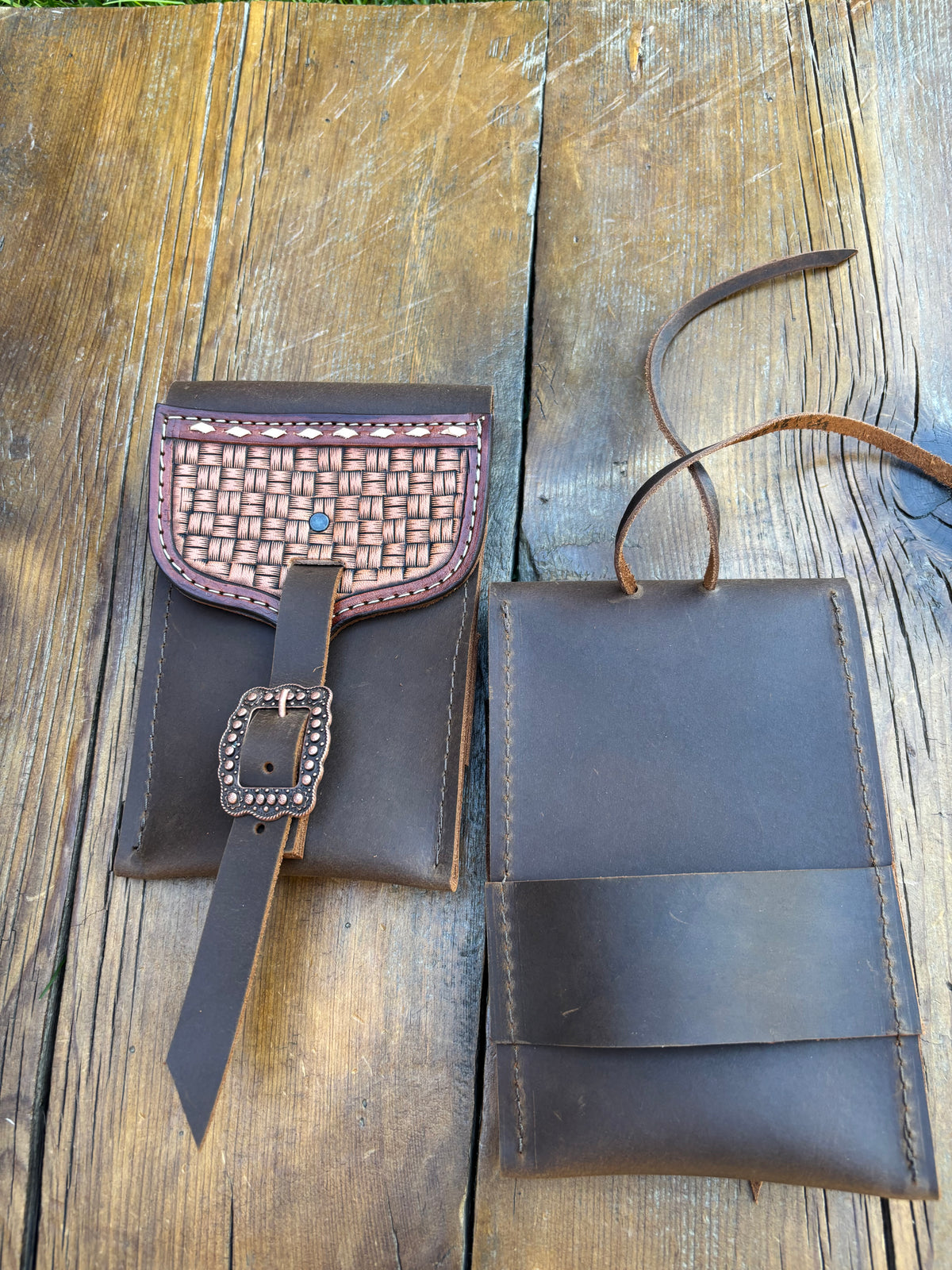 Saddle Pouch cell phone holder
