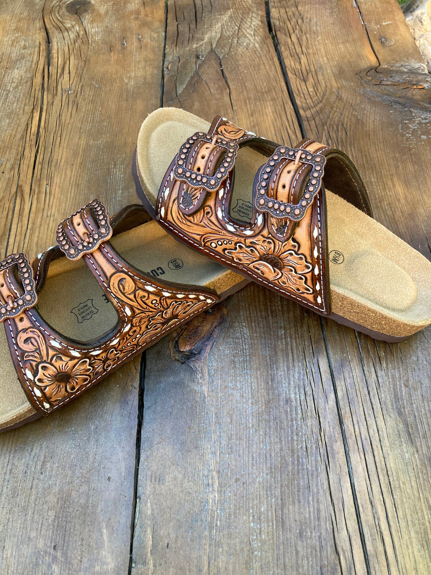 Sandals size 8 1/2