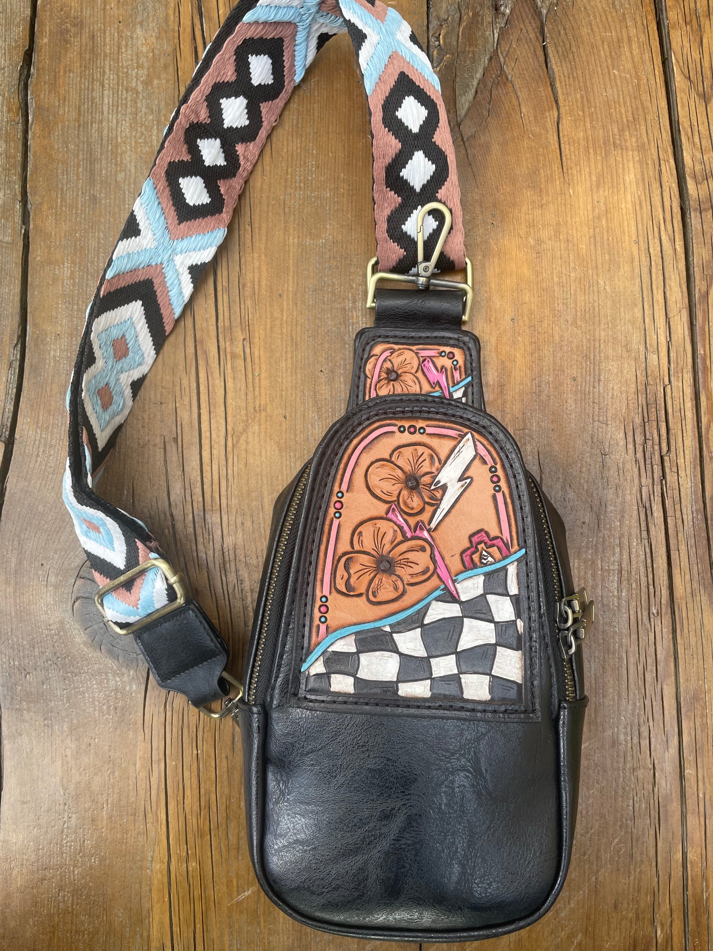 Sling crossbody bag - black