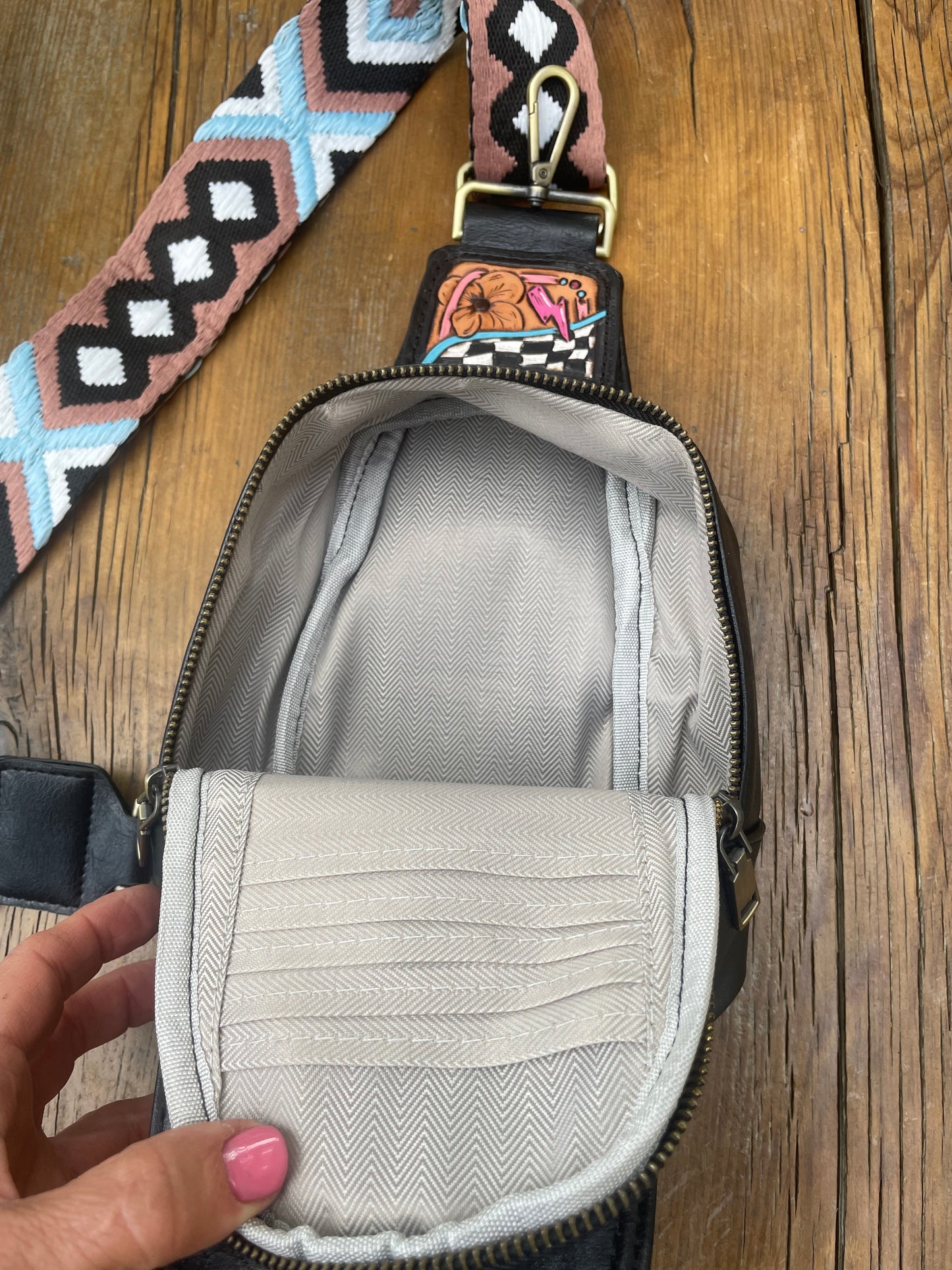 Sling crossbody bag - black