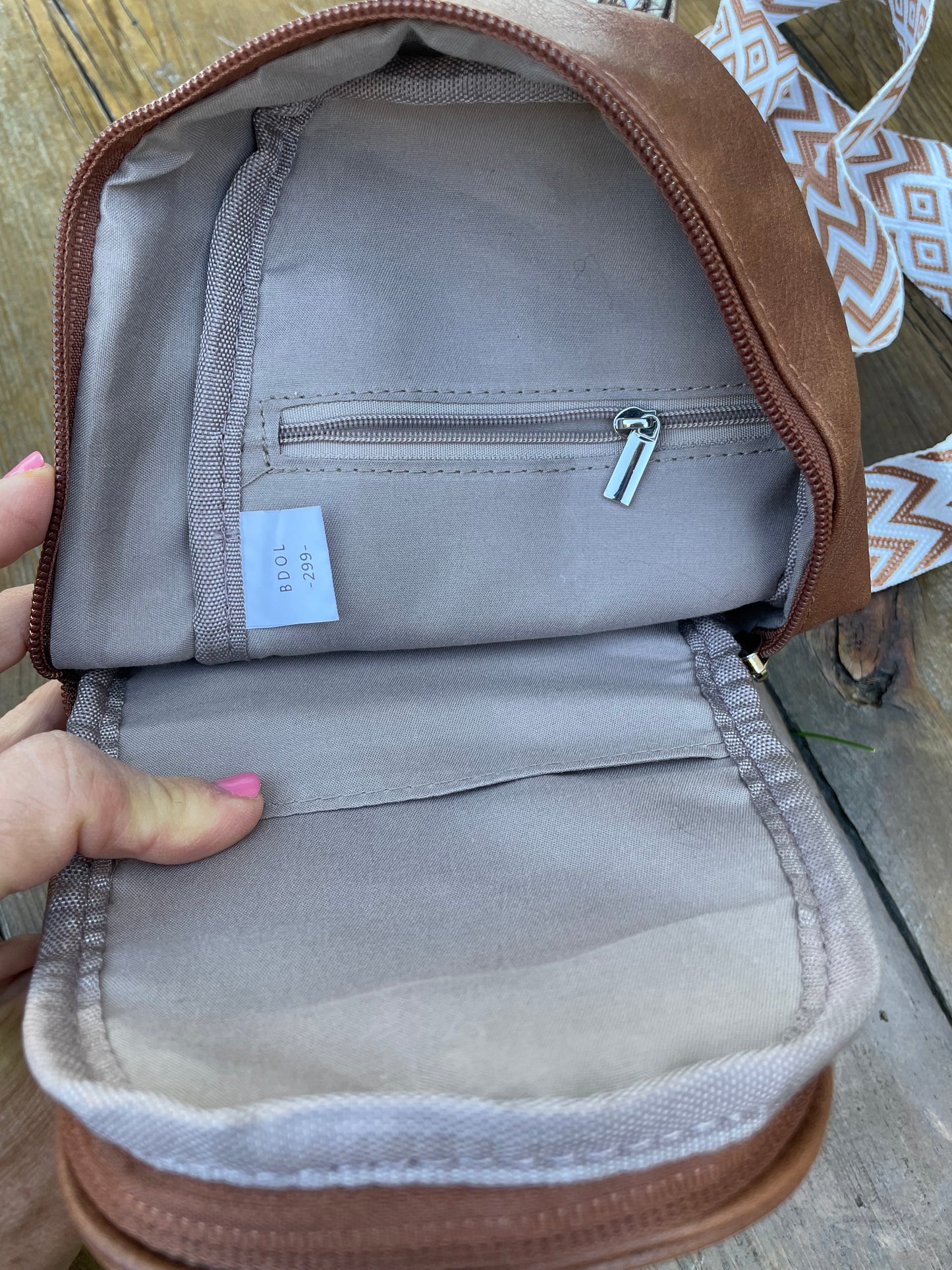 Sling crossbody bag - brown floral