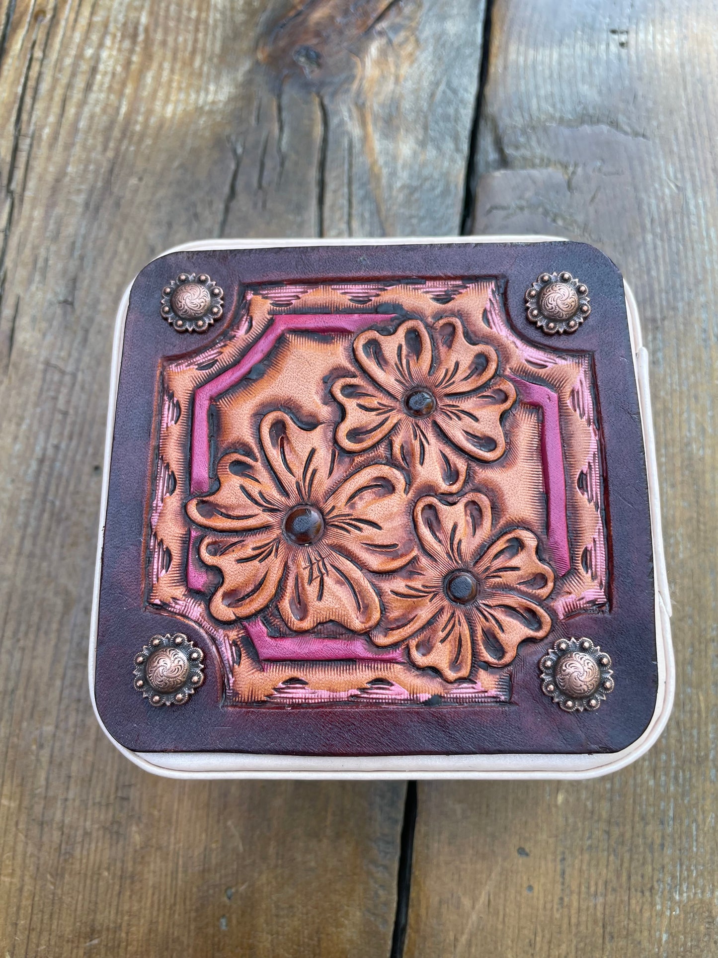 Mini Travel Jewelry Box pink
