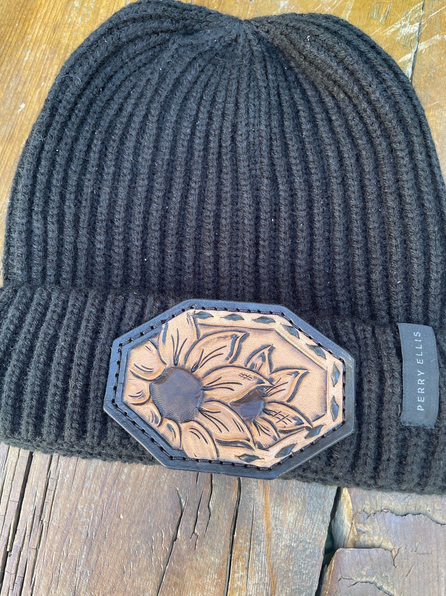 Beanie black with sunflower and black buck stitch