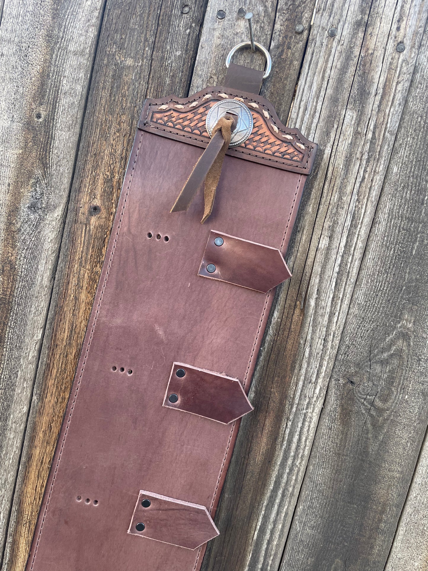Buckle holder dark brown 10 spots