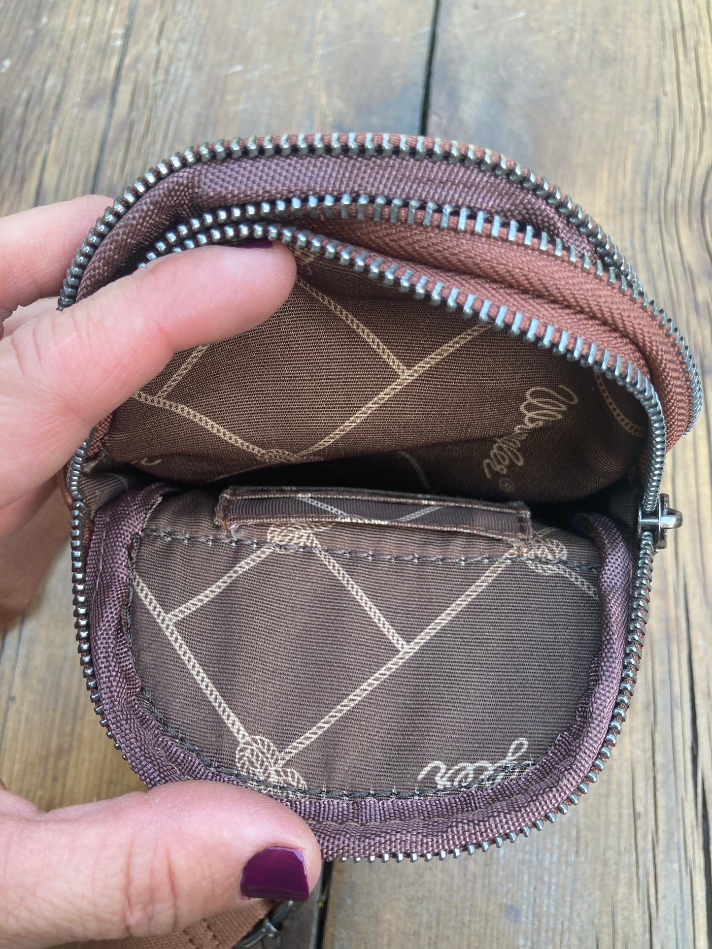 Small sling crossbody bag - brown