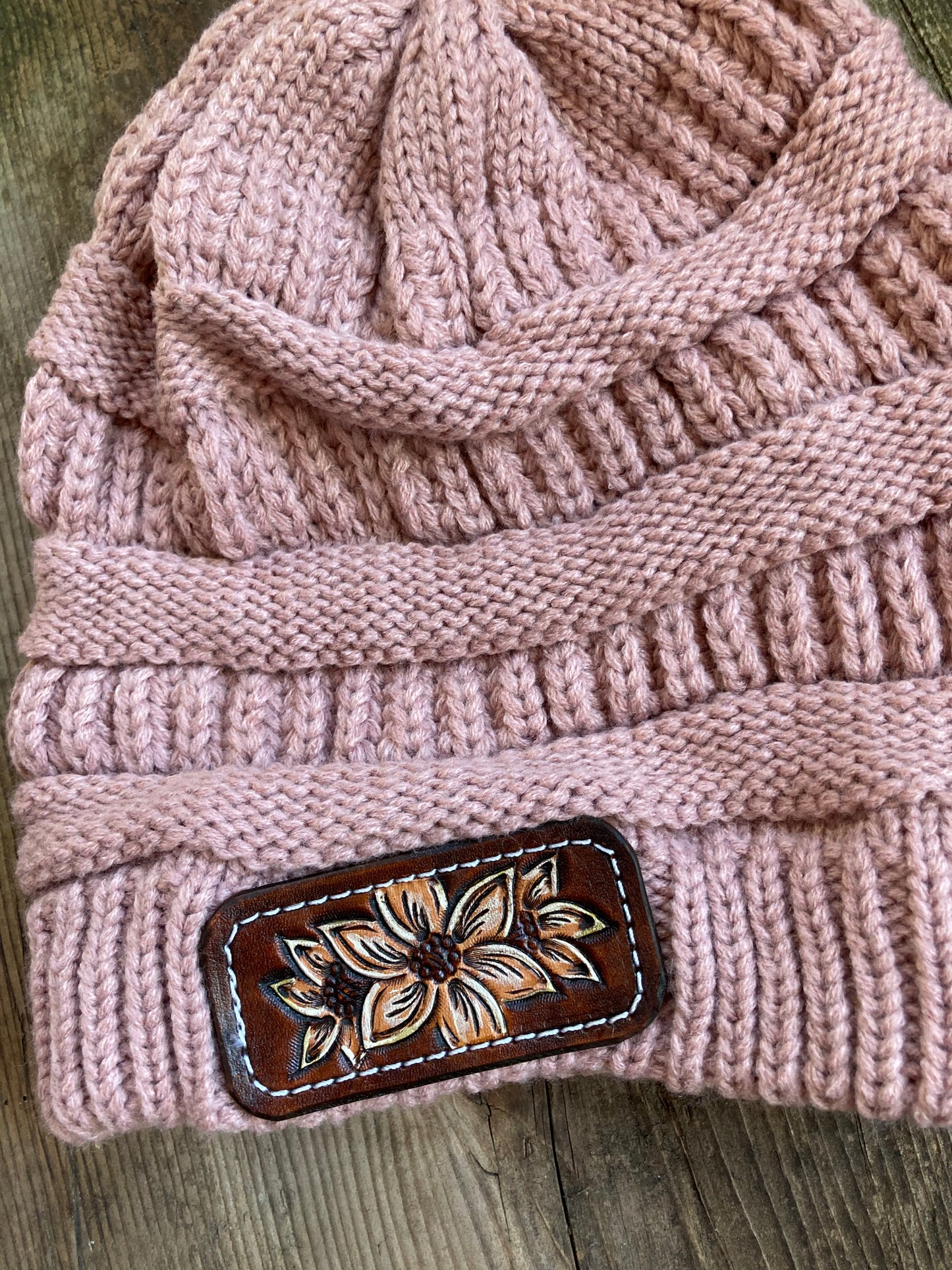 Mauve Beanie with flower leather patch