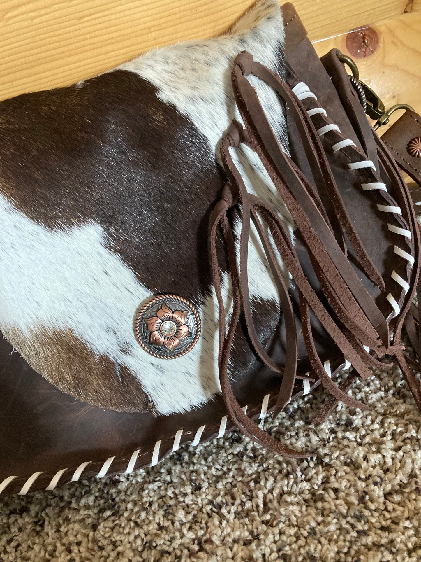 Purse with cowhide flap